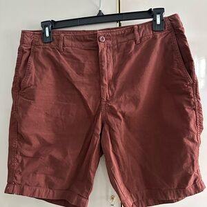 Uniqlo Men's Brick Red Flat Front Shorts